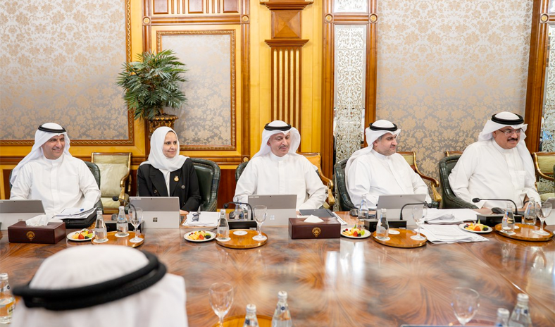 مجلس الوزراء يقرر عودة الدراسة حضوريًا لطلبة المرحلة الثانوية