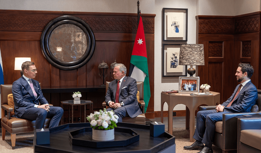 العاهل الأردني: أهمية أن يقود وقف إطلاق النار بين أميركا وإيران لإنهاء الحرب العاهل الأردني: أهمية أن يقود وقف إطلاق النار بين أميركا وإيران لإنهاء الحرب