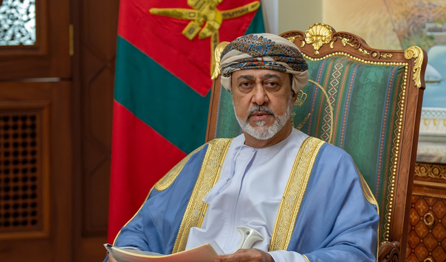 سلطان عمان يبحث مع عراقجي مُستجدّات الأوضاع وجهود الوساطة
