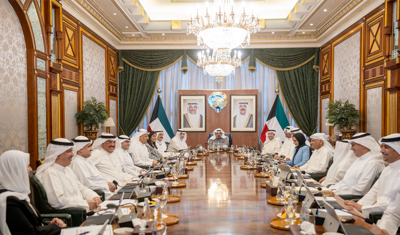 مجلس الوزراء الكويتي يعقد اجتماعاً برئاسة العبدالله مجلس الوزراء الكويتي يعقد اجتماعاً برئاسة العبدالله