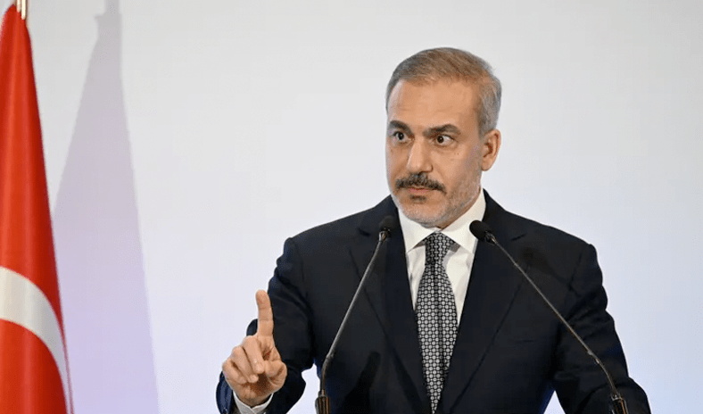 وزير الخارجية التركي: على العالم الرد على محاولات الاحتلال الإسرائيلي لتخريب الهدنة