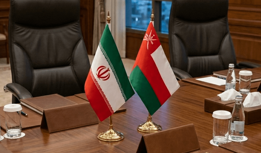 عُمان وإيران تدرسان الخيارات المُمكنة لضمان انسيابية العبور في مضيق هرمز عُمان وإيران تدرسان الخيارات المُمكنة لضمان انسيابية العبور في مضيق هرمز