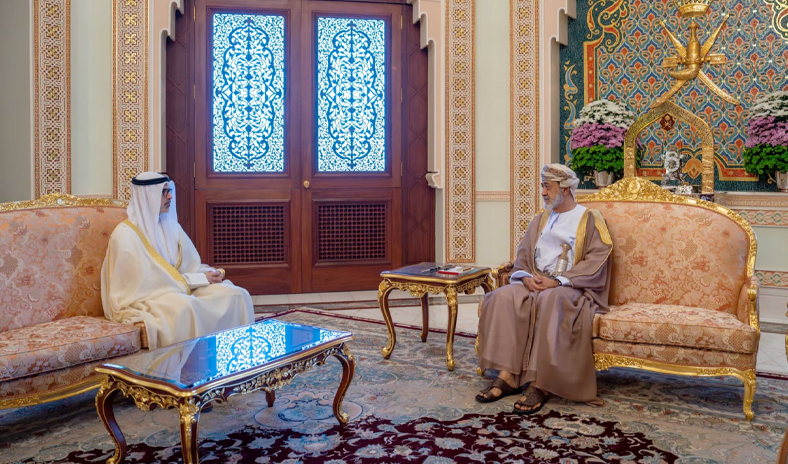 سلطان عمان يستقبل وزير الخارجية الكويتي لبحث تطورات الأحداث الراهنة في المنطقة سلطان عمان يستقبل وزير الخارجية الكويتي لبحث تطورات الأحداث الراهنة في المنطقة