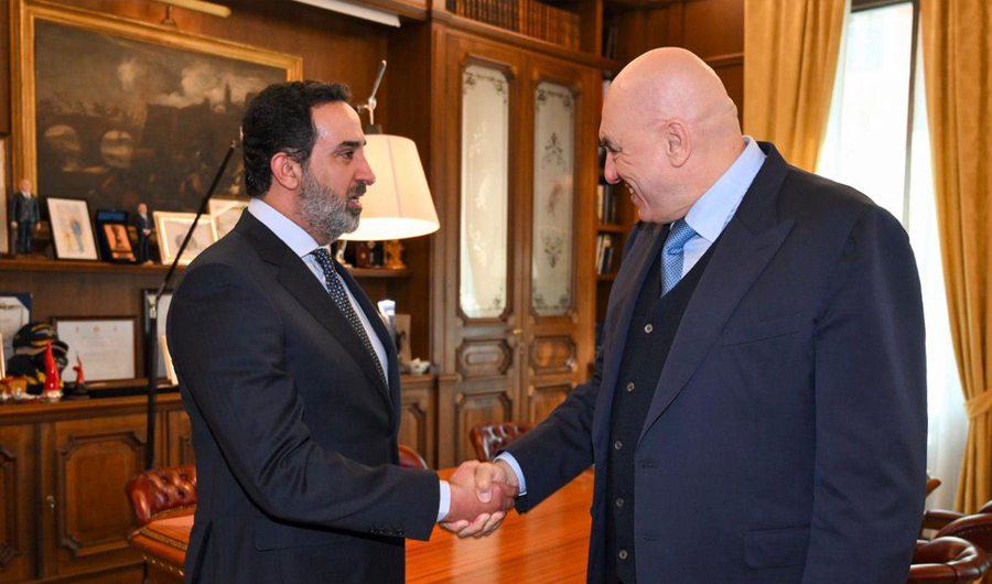 سفيرنا في روما يبحث مع وزير الدفاع الإيطالي الهجمات الإيرانية السافرة على دول الخليج