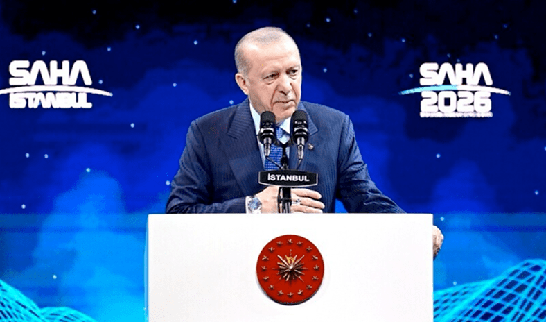 أردوغان: شركات صناعة الدفاع والطيران التركية توقع عقوداً بثمانية مليارات دولار