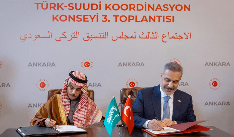السعودية وتركيا توقّعان اتفاقية الإعفاء المتبادل للجوازات الدبلوماسية والخاصة