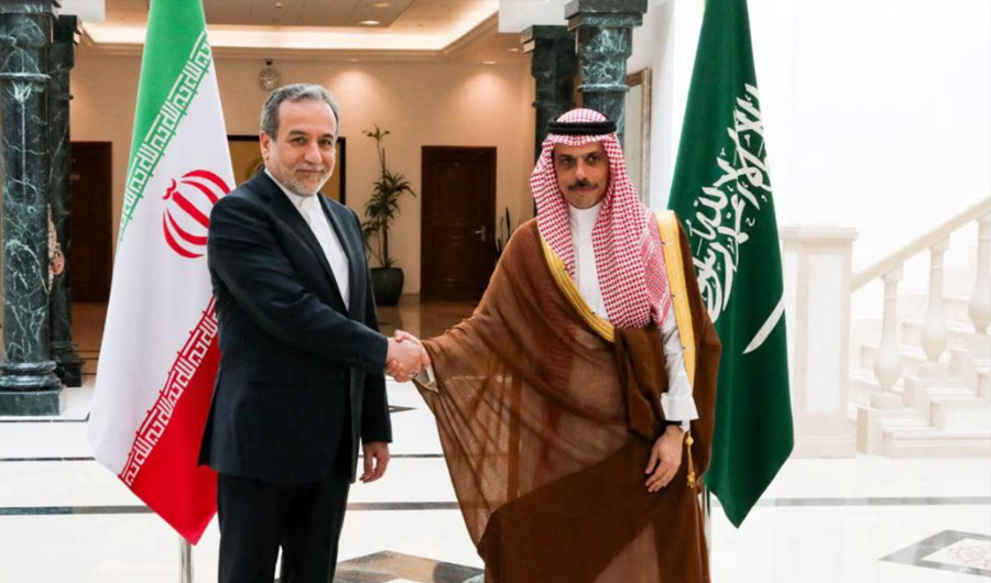 وزير الخارجية الإيراني يعرب عن تقديره للدور السعودي في المسار الدبلوماسي لإنهاء الحرب