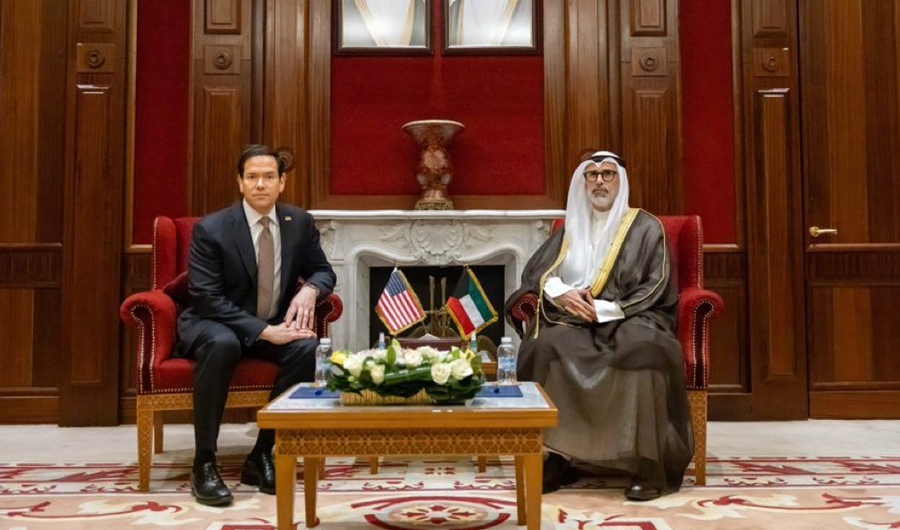 وزير الخارجية يلتقي نظيره الأمريكي بمناسبة زيارته الرسمية إلى البلاد