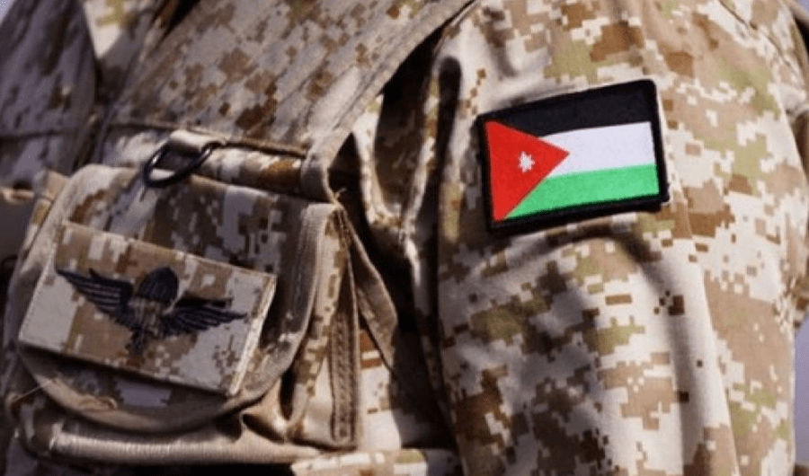 الجيش الأردني يعلن إسقاط 3 صواريخ كانت تستهدف المملكة أطلقت من إيران الجيش الأردني يعلن إسقاط 3 صواريخ كانت تستهدف المملكة أطلقت من إيران
