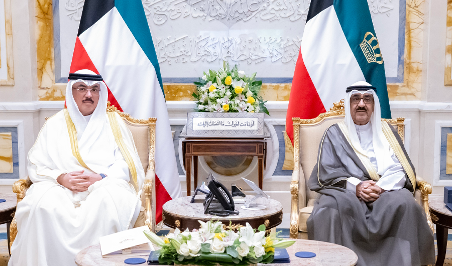 سمو الأمير يستقبل وزير التربية وقياديي الوزارة ويزودهم بتوجيهاته السامية سمو الأمير يستقبل وزير التربية وقياديي الوزارة ويزودهم بتوجيهاته السامية
