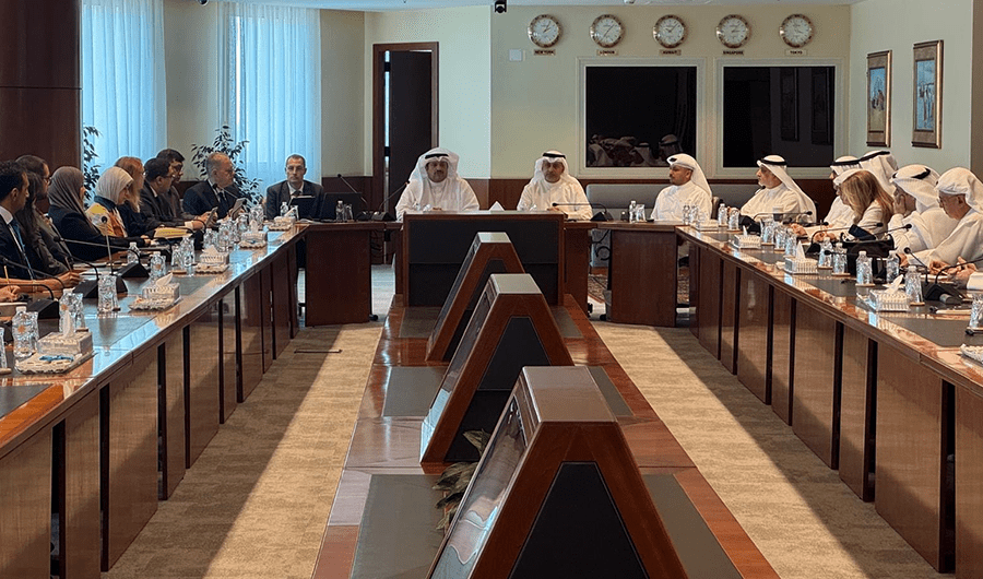 &laquo;غرفة التجارة&raquo;: ضرورة تعزيز دور القطاع الخاص في مشروعات تحول الطاقة واستدامتها بالبلاد