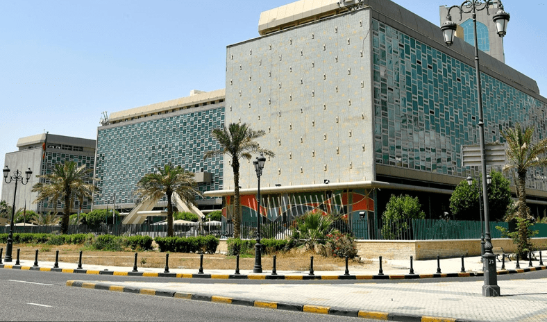 البلدية: حملة ميدانية مشتركة لإزالة التعديات بمحافظة حولي بالتعاون مع &laquo;الكهرباء&raquo; و&laquo;البيئة&raquo;