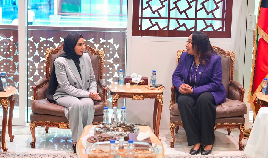وزيرة الشؤون تبحث مع ممثل «الأمم المتحدة» تعزيز التعاون وزيرة الشؤون تبحث مع ممثل «الأمم المتحدة» تعزيز التعاون