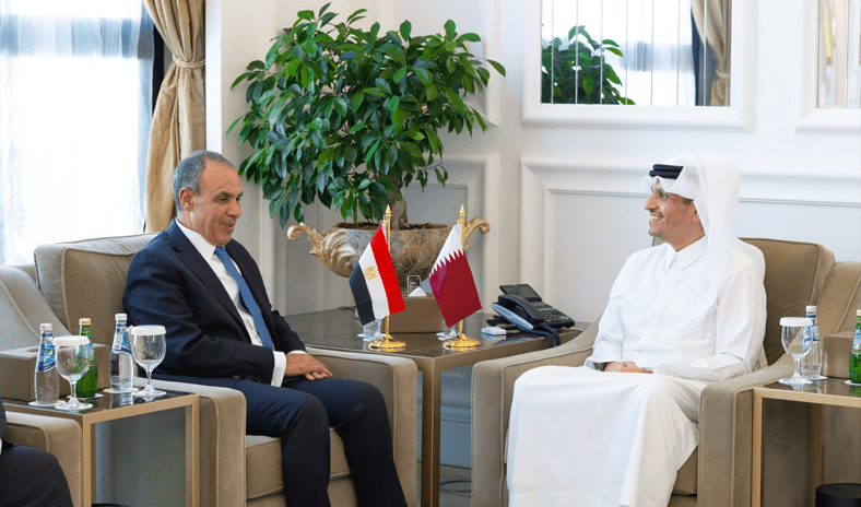 قطر ومصر تبحثان آخر المستجدات الإقليمية وجهود خفض التصعيد
