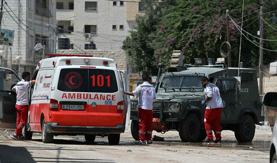 وفاة «جنين» فلسطيني إثر احتجاز الاحتلال سيارة إسعاف وفاة «جنين» فلسطيني إثر احتجاز الاحتلال سيارة إسعاف