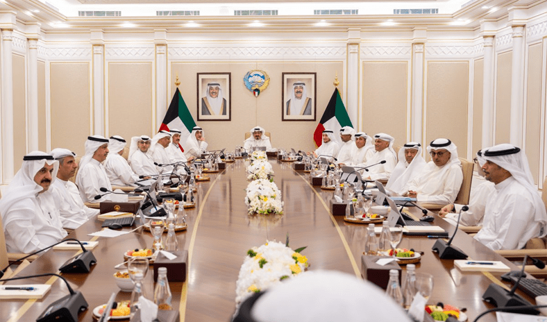 مجلس الوزراء يوافق على مشروع مرسوم بقانون لتنظيم استخدام الطائرة &laquo;بدون طيار&raquo; و&laquo;الرياضية الخفيفة&raquo; والرياضات الجوية