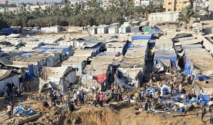 غارة إسرائيلية تدمر مخزناً للأدوية بـ&laquo;مستشفى شهداء الأقصى&raquo; بغزة