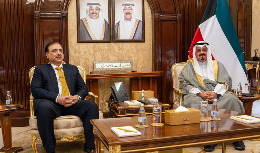 رئيس مجلس الوزراء يستقبل مستشار الأمن القومي والمدير العام للإستخبارات المشتركة الباكستاني