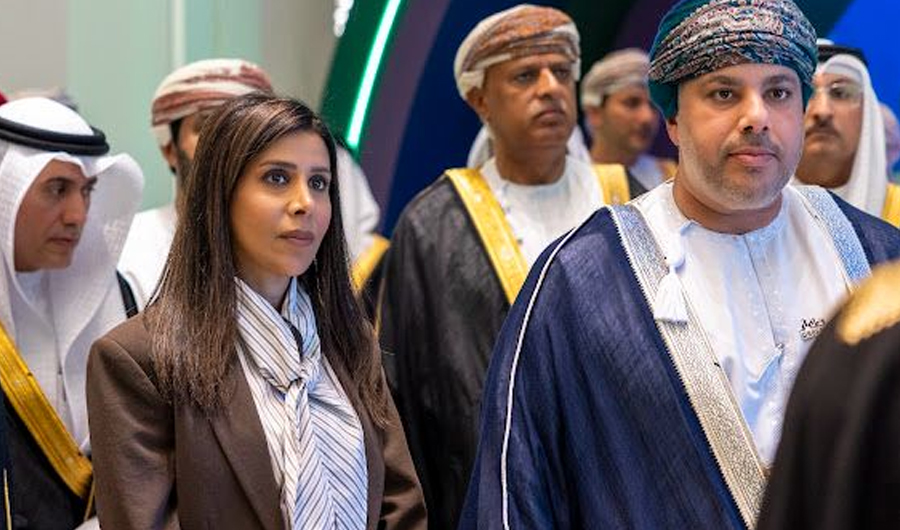 وزيرة الأشغال: «الملتقى الخليجي للتنقل الأخضر» يدعم التوجه لنقل أقل انبعاثاً للكربون وزيرة الأشغال: «الملتقى الخليجي للتنقل الأخضر» يدعم التوجه لنقل أقل انبعاثاً للكربون