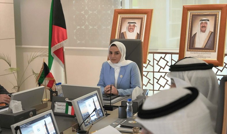 وزيرة الشؤون تؤكد أهمية الحلول التقنية لتطوير خدمات حماية الأسرة وزيرة الشؤون تؤكد أهمية الحلول التقنية لتطوير خدمات حماية الأسرة