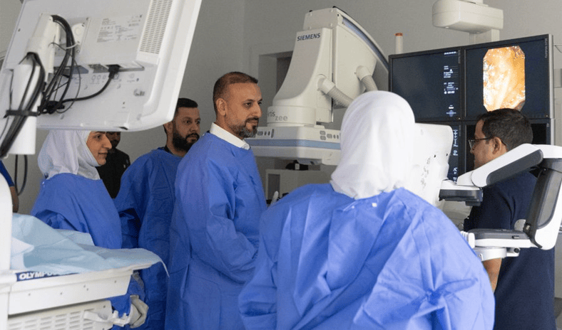 &laquo;مستشفى جابر&raquo; يجري أول عملية من نوعها في الكويت لتصريف العصارة الصفراوية بالمنظار دون جراحة