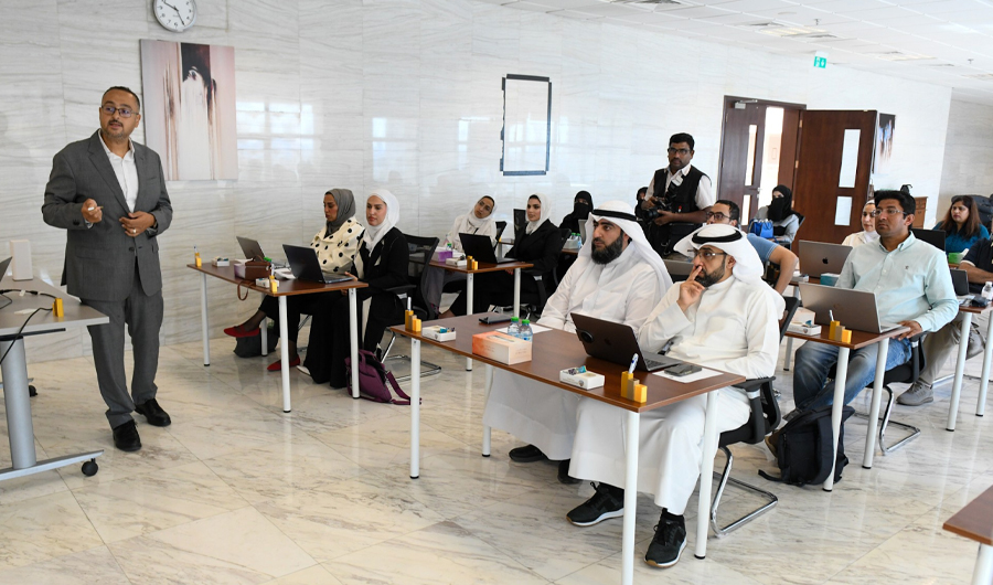 «الصحة» تطلق ورشة لتطوير مهارات موظفيها في تحليل البيانات «الصحة» تطلق ورشة لتطوير مهارات موظفيها في تحليل البيانات