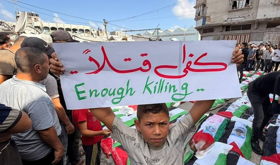 بعد سنوات تحت الركام.. غزة تودع 106 شهيد في موكب جنائزي مهيب