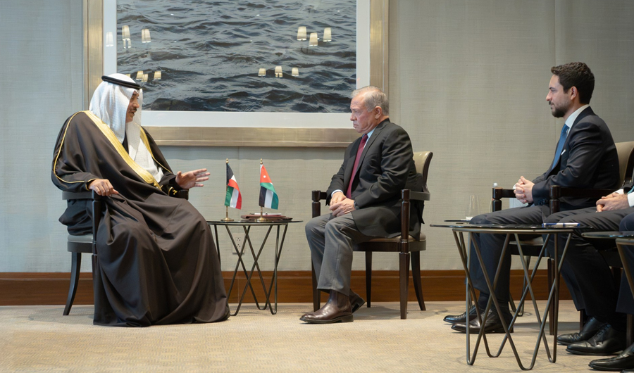 ممثل سمو أمير البلاد يلتقي ملك الأردن وولي عهده بنيويورك