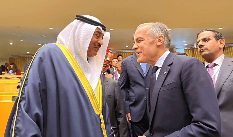 ممثل سمو الأمير يلتقي رئيس وزراء كندا خلال الجلسة الافتتاحية للجمعية العامة للأمم المتحدة