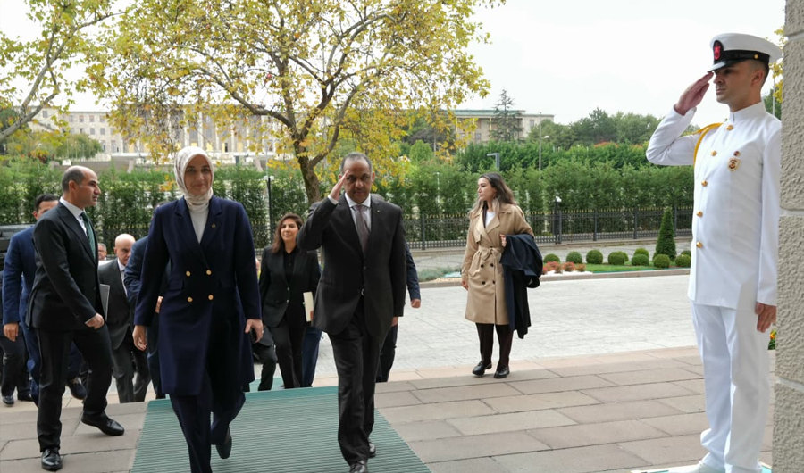 وكيل وزارة الداخلية يبحث مع نائب وزير الداخلية التركي تعزيز التعاون والتنسيق الأمني المشترك