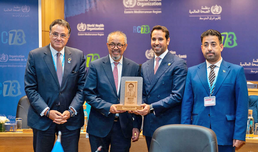 «الصحة العالمية» تمنح الدكتور عبدالرحمن القشعان وسام الصحة العالمي «الصحة العالمية» تمنح الدكتور عبدالرحمن القشعان وسام الصحة العالمي