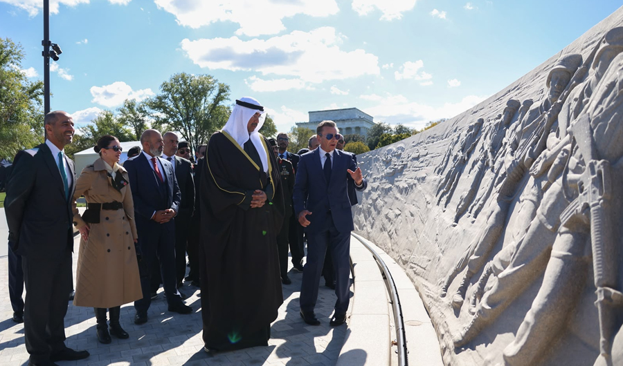 وزير الدفاع يشهد افتتاح النصب التذكاري لعمليتي &laquo;درع الصحراء&raquo; و&laquo;عاصفة الصحراء&raquo; بواشنطن