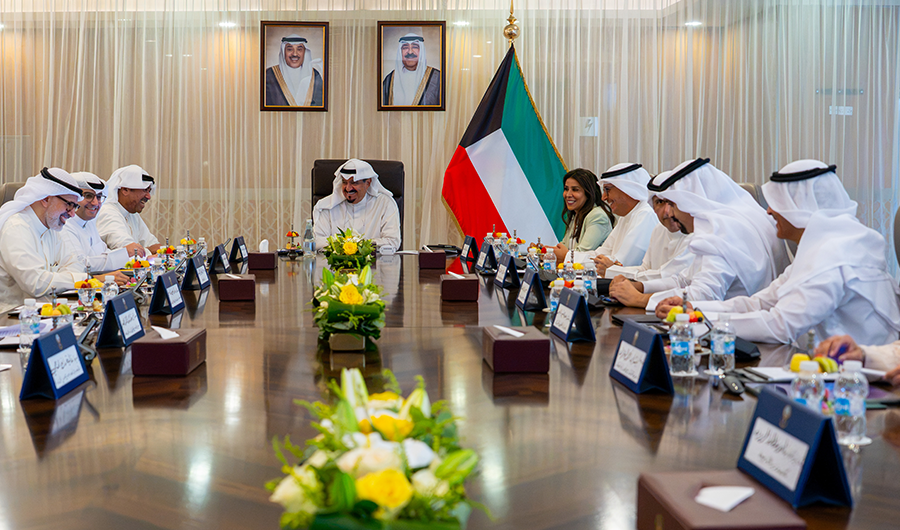 رئيس الوزراء: تكثيف الجهود وتسهيل الإجراءات المتعلقة بآليات تنفيذ المشاريع
