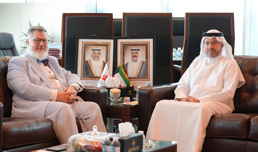 رئيس &laquo;الطيران المدني&raquo; يبحث مع القائم بالأعمال الأمريكي استمرارية عمليات مطار الكويت