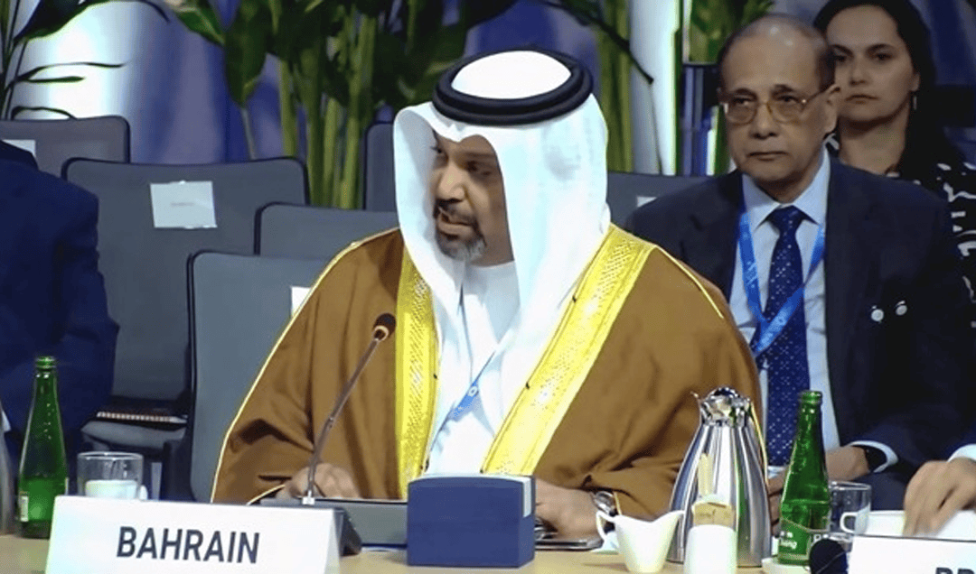 وزير المالية البحريني: ارتفاع تكاليف النقل وتأخر الشحنات إثر انعدام الأمن بمحيط هرمز وباب المندب