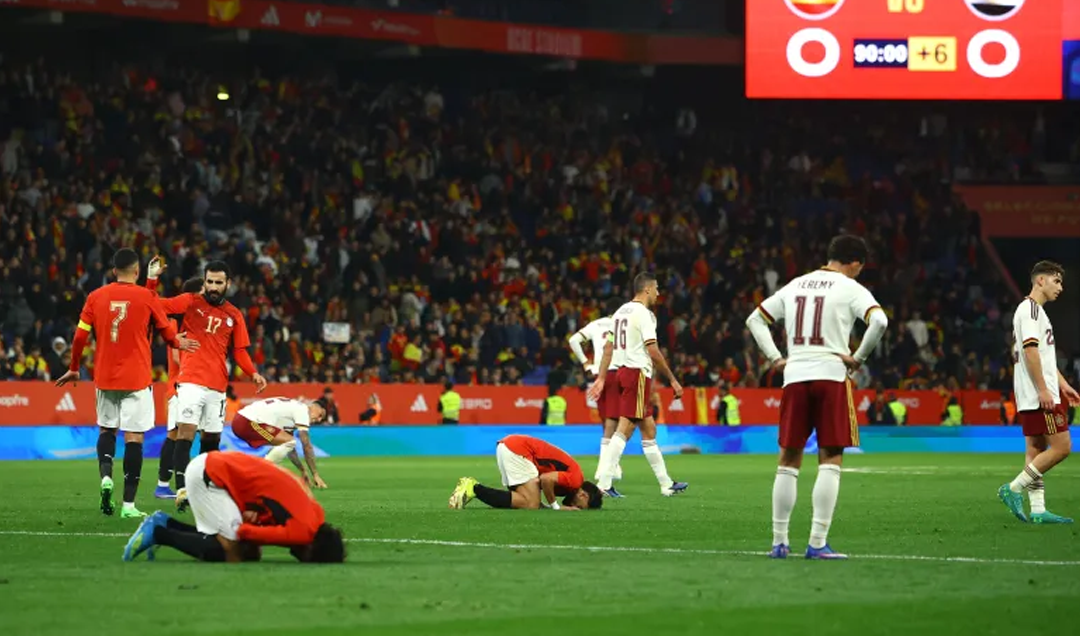 &laquo;فيفا&raquo; يعاقب إسبانيا بسبب الهتافات المعادية للإسلام خلال مباراة مصر