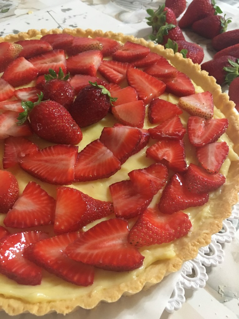 Crostata Con Crema Pasticcera E Fragole Diario Di Una Mamma In Corriera