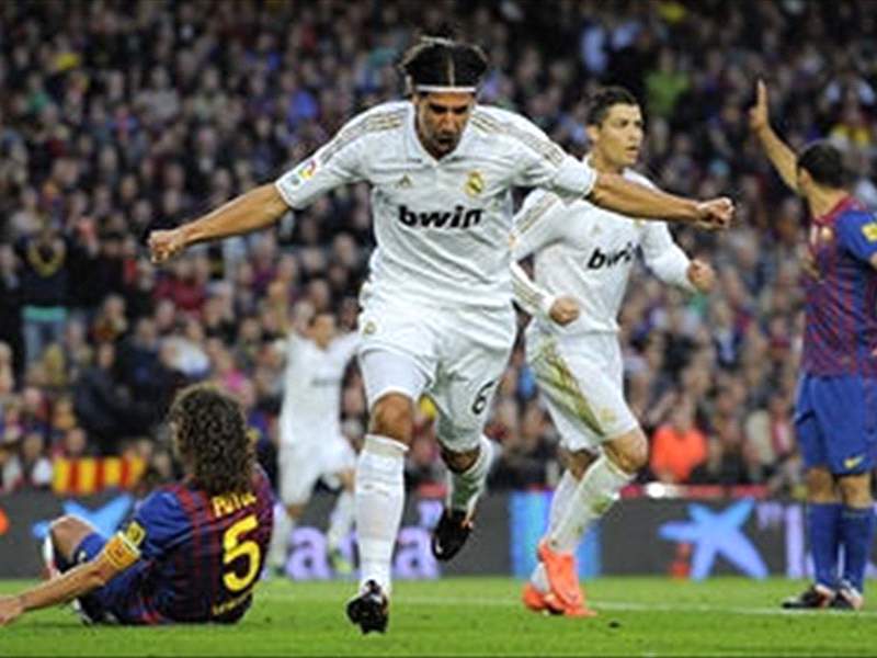 Sejak 2006, ia bermain di tim utama vfb stuttgart sebelum akhirnya pada tanggal 30 juli 2010 resmi bergabung ke club real madrid spanyol dengan transfer €&nbsp;. Sami Khedira Ingin Jumpa Barcelona Di Final Liga Champions Goal Com