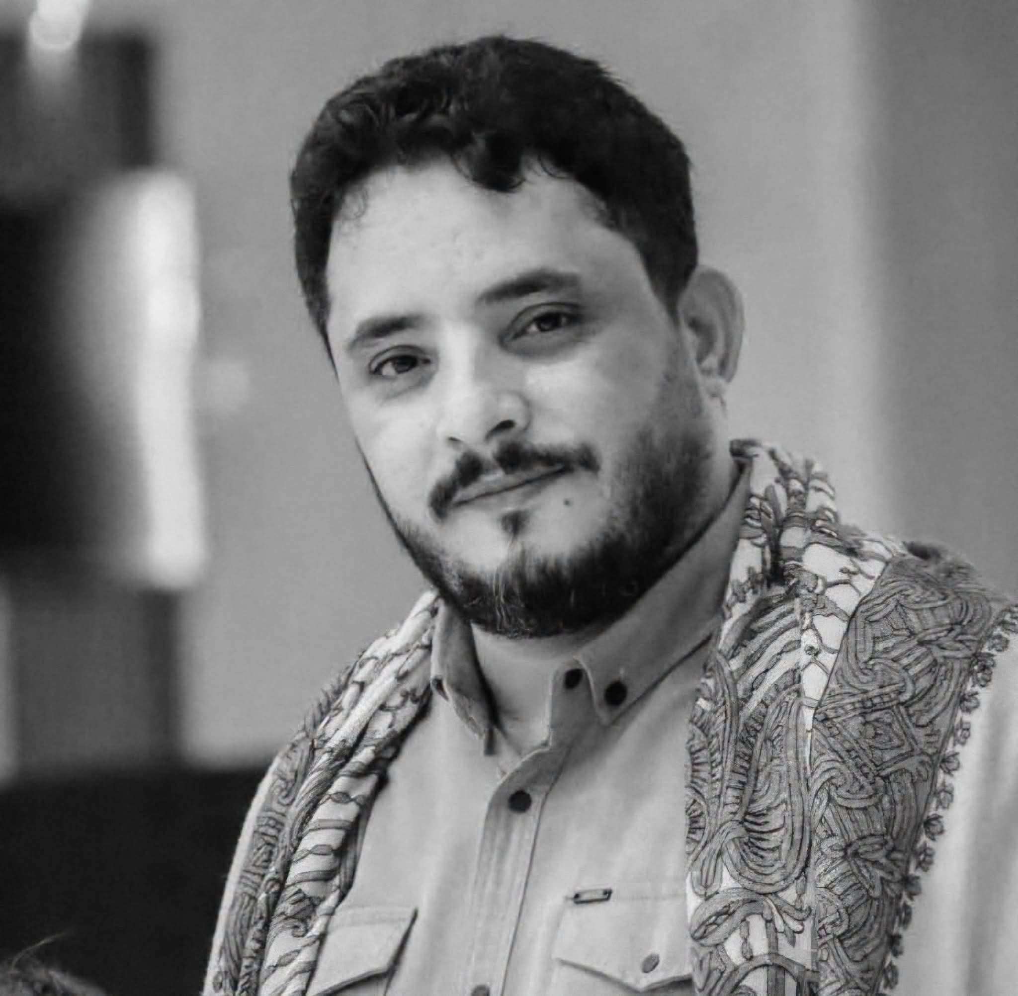 الخنبشي ينعى استشهاد مراسل العربية والحدث محمد عيضة ويوجه بفتح تحقيق عاجل لكشف ملابسات الحادث الخنبشي ينعى استشهاد مراسل العربية والحدث محمد عيضة ويوجه بفتح تحقيق عاجل لكشف ملابسات الحادث