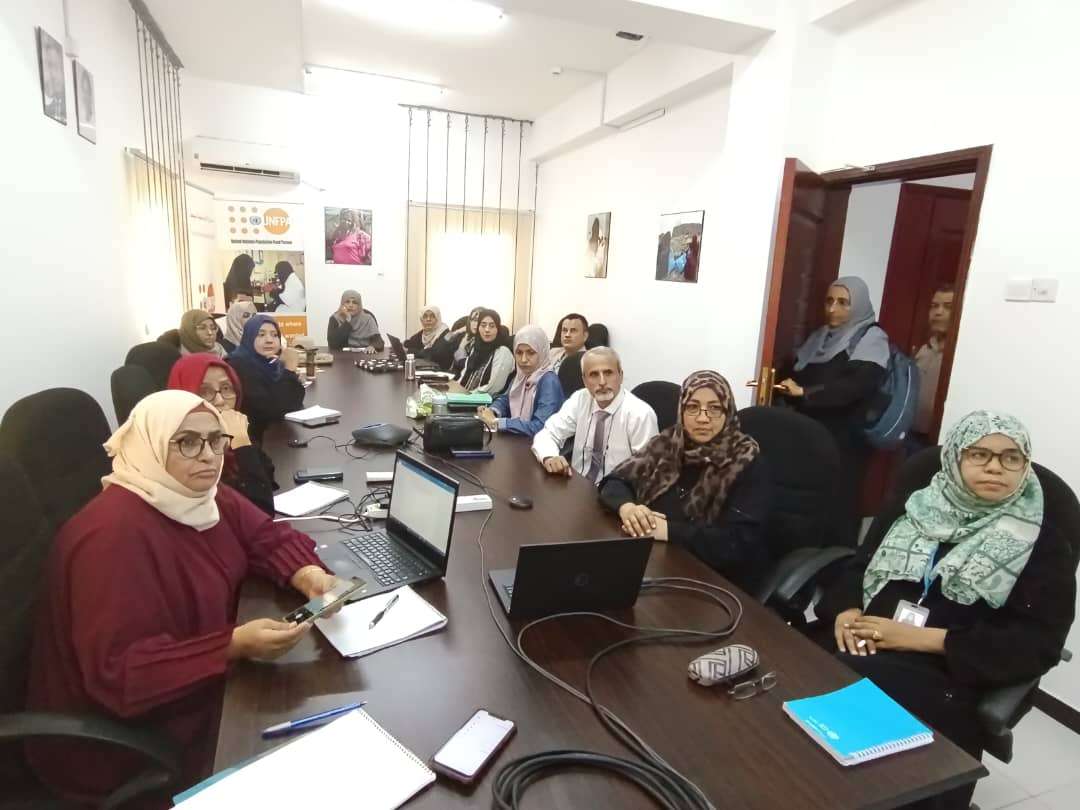 الوكيل الشبحي يناقش مشروع جديد مع صندوق الأمم المتحدة للسكان للنهوض بالوضع الصحي بالعاصمة عدن