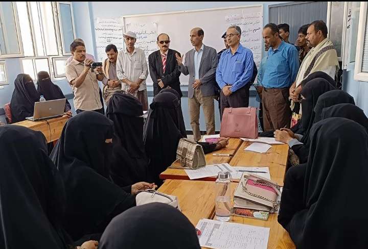 الوكيل الدغاري يتفقد أعمال التجهيزات النهائية لثانوية شبوة للبنات واستعدادات الام الدراسي الجديد..