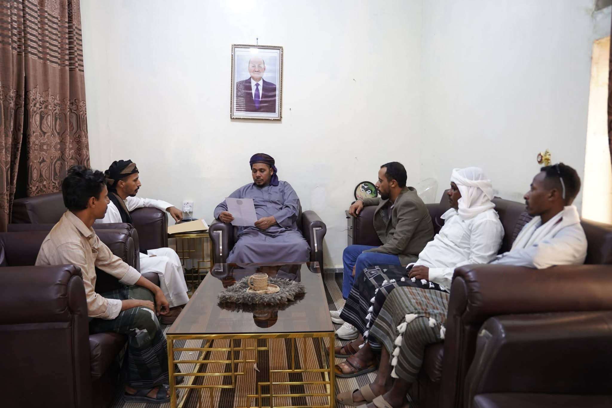 قيادة المجلس الشعبي الجنوبي بسقطرى تلتقي محافظ المحافظة قيادة المجلس الشعبي الجنوبي بسقطرى تلتقي محافظ المحافظة