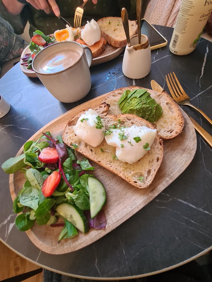 No photo description available.