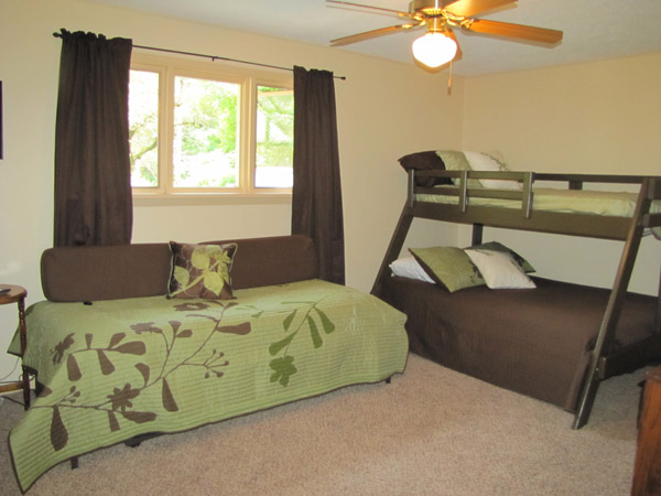 Remove the chicken, onions and broccoli from 2 the tin. Riverside Cabin Rentals | Randolph County, WV | Shavers