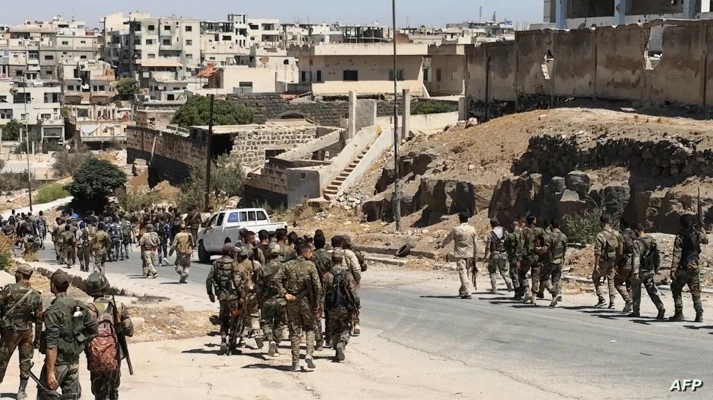 المعارضة السورية تسيطر على حلب بالكامل: مقرات حكومية وقلعتها تحت قبضتها المعارضة السورية تسيطر على حلب بالكامل: مقرات حكومية وقلعتها تحت قبضتها