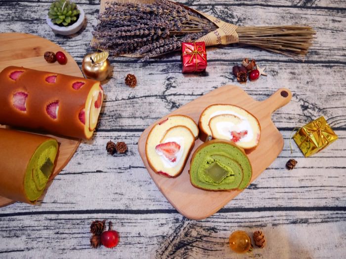 吃一口就被融化的療癒系甜點♥團購冠軍亞尼克生乳捲-鮮採草莓＆抹茶蕨餅