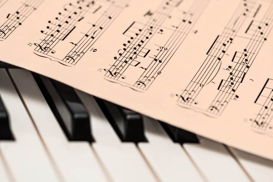 Music tutor app · 6. 13 Free Best Online Piano Lessons Classes 2022