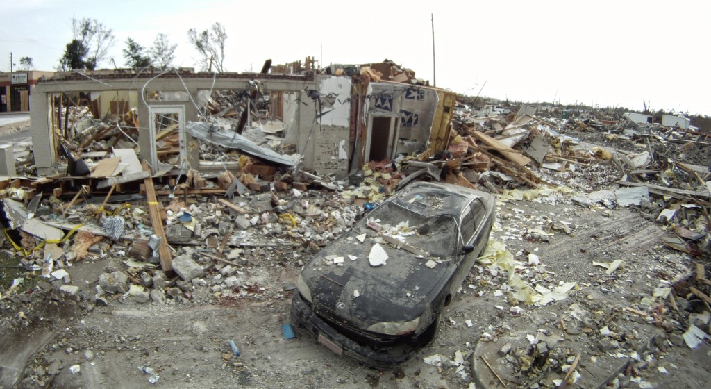 Stabilised on 5 axes (2 mechanical axes and 3 electronic axes), the sony optical sensor built into anafi allows clear images to be taken, despite the vibrations associated with drone flights. Drone Video of Tuscaloosa Tornado Damage April 27 2011