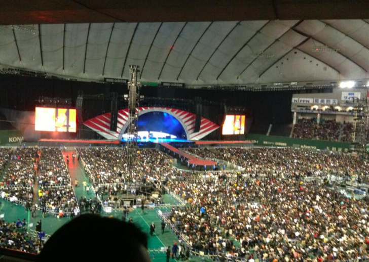 東京ドームのライブでの座席表のキャパや見え方を画像で紹介!見やすい席はどこなの? Smartlist 東京ドームのライブでの座席表のキャパや見え方を画像で紹介!見やすい席はどこなの? Smartlist
