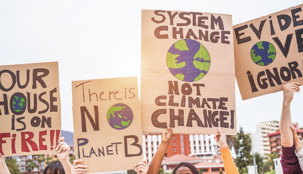 Levi's Joins Forces with Global Leaders to Combat Climate Change – Sourcing Journal - Vimarsana News